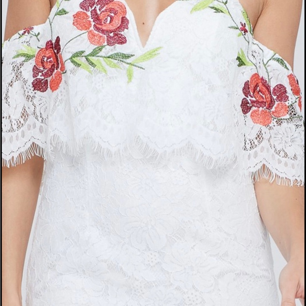 Floral Lace Off-Shoulder Dress NWT - Picture 2 of 6
